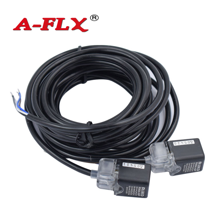 RN04-NP Riko Proximity Sensor
