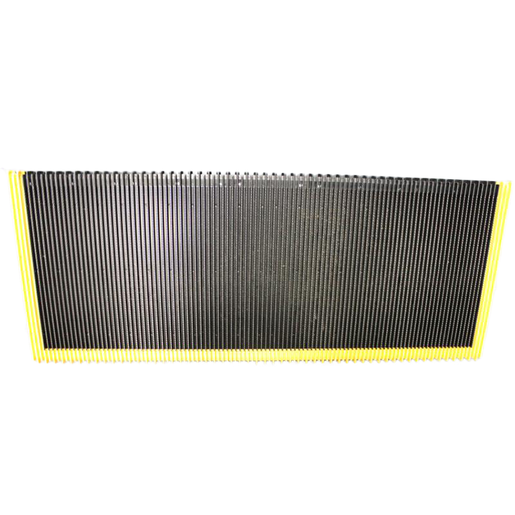 Escalator Stainless Steel Step With Demarcation Line Yellow 1000MM