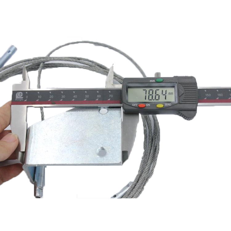 D3 Elevator Landing Door Wire Rope Double Screw With Iron Frame
