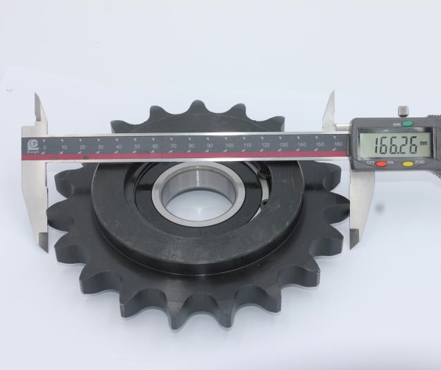 Escalator GO2215AB24 Sprocket Gear Roller