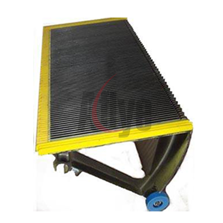 1000MM Aluminum Alloy Black Escalator Step With Yellow Demarcation