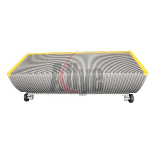 800mm 35 degree Aluminum Alloy Escalator Step With Yellow Demarcation